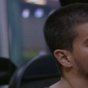 'BBB 22': de fato, na madrugada desta sexta (04), Arthur Aguiar revelou surpresa por ser chamado para o VIP de Pedro Scooby, pois achava que o lugar iria para Gustavo