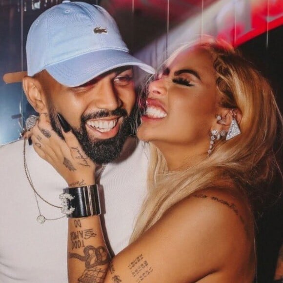 Gabigol publica foto com Rafaella Santos