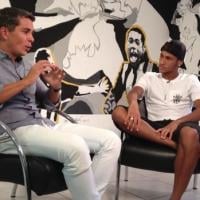 Neymar, depois de curtir samba sozinho, fala do namoro com Bruna Marquezine