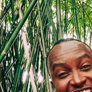 Thiaguinho sobre Carol Peixinho: 'Parece que te conheço a vida inteira! Você é linda! No sentido total da palavra! Linda inteira!'