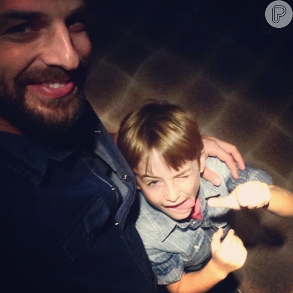 Noah é filho de Danielle Winits com o ator Cassio Reis, com quem foi casada por cinco anos