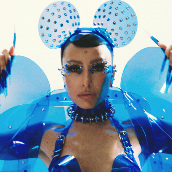 Look de Sabrina Sato é avaliado em R$ 198 mil no site do estilista