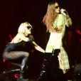 Anitta e Miley Cyrus cantaram juntas o single 'Boys don't cry'