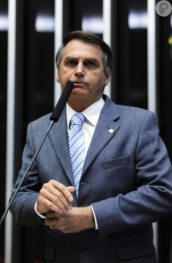 Jair Bolsonaro fez pedido ao STF, que instituiu multa de R$ 50 mil