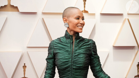 Oscar 2022: Jada Pinkett Smith, mulher de Will Smith, sofre de uma condição chamada alopecia, que provoca a queda dos cabelos