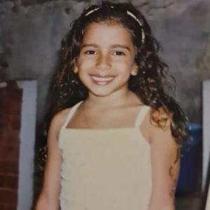 Infância de Anitta: família relata que a cantora sempre gostou de manifestações artísticas