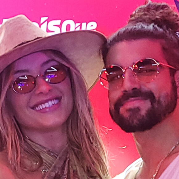 Caio Castro assumiu que está namorando Daiane de Paula