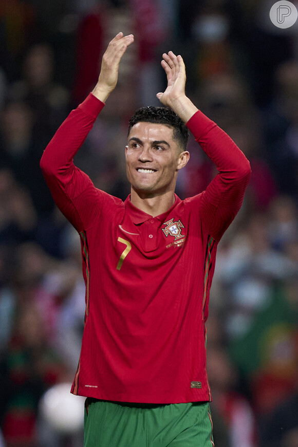 Na torcida, Cristiano Ronaldo recebeu um pedido ousado de torcedoras