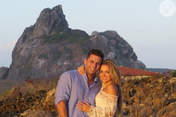Henri Castelli levou sua nova namorada, a colombiana Diana Hernandez, para passar nove dias em Fernando de Noronha