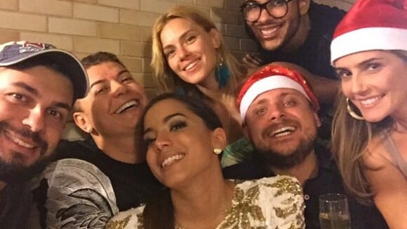 Anitta canta com Carolina Dieckmann em festa com presença de Thiaguinho no Rio