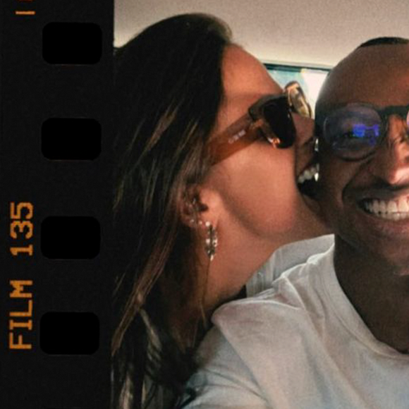 Thiaguinho e Carol Peixinho: ex-'BBB' publicou uma foto onde morde a orelha do amado