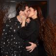 Ex-BBB Eslovênia beijou o namorado, Lucas, sem se importar com fotógrafos
