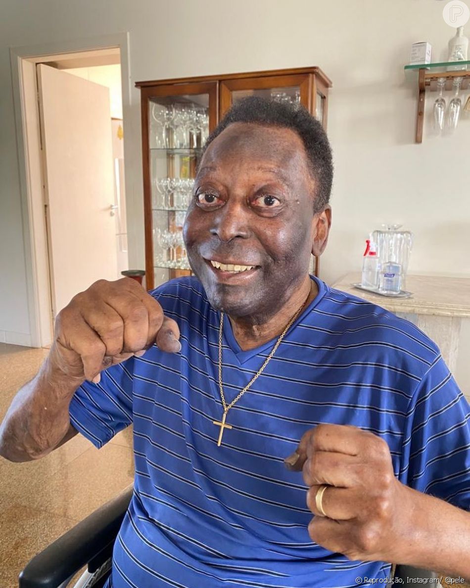 Pelé foi internado no início da semana em São Paulo