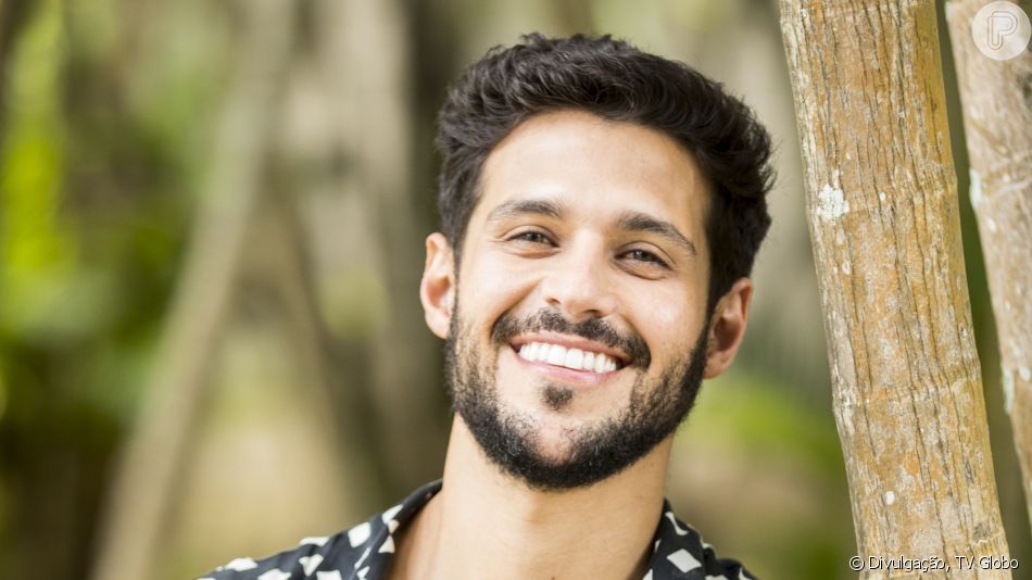 Rodrigo Mussi, do 'BBB 22', segue internando há quase 1 mês após grave acidente de carro
