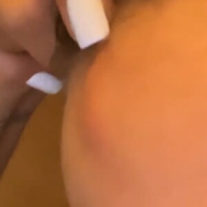 Gabi Martins exibiu 'galo enorme' por conta de adereço de sua fantasia de carnaval