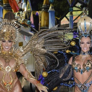 Carnaval 2022: Gabi Martins e Andrea de Andrade se encontraram na concentração da Vila Isabel