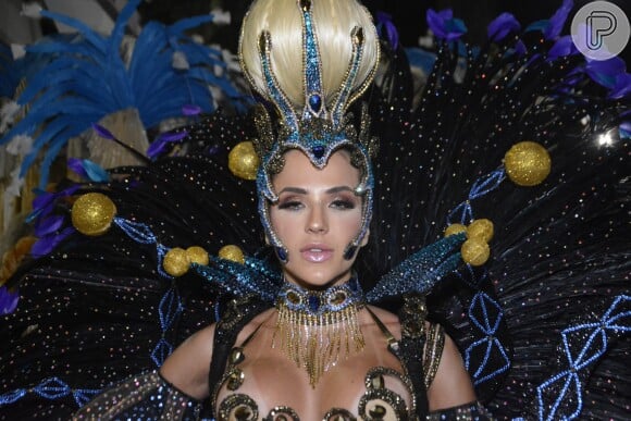 Gabi Martins fez sua estreia no carnaval do Rio