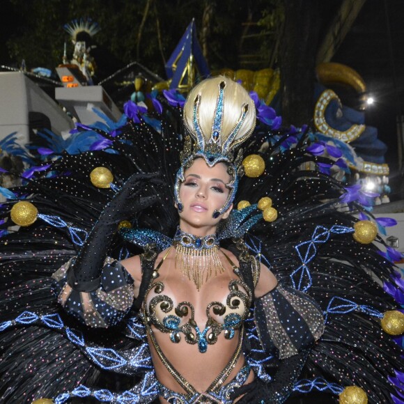 Fantasia de Gabi Martins deixou 'galo' na testa da cantora e ex-BBB