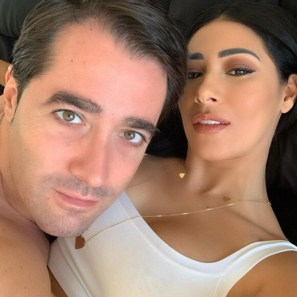 Simaria está solteira desde o fim do casamento com Vicent Escrig
