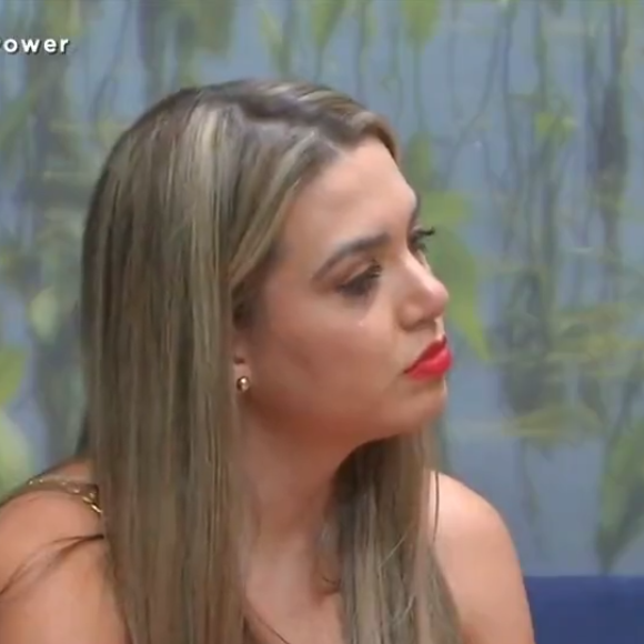 'Power Couple Brasil 6': Karol confirma que achou Brenda falsa em abraço