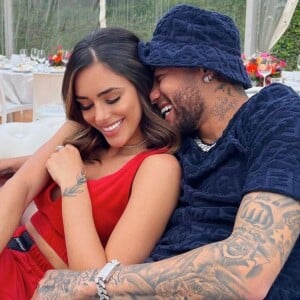 Bruna Biancardi posta foto favorita com Neymar