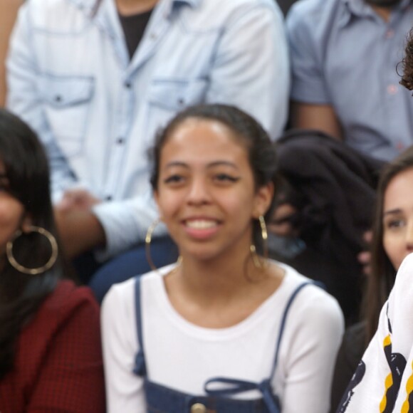 Jose Loreto afirma viver relações sem rótulos