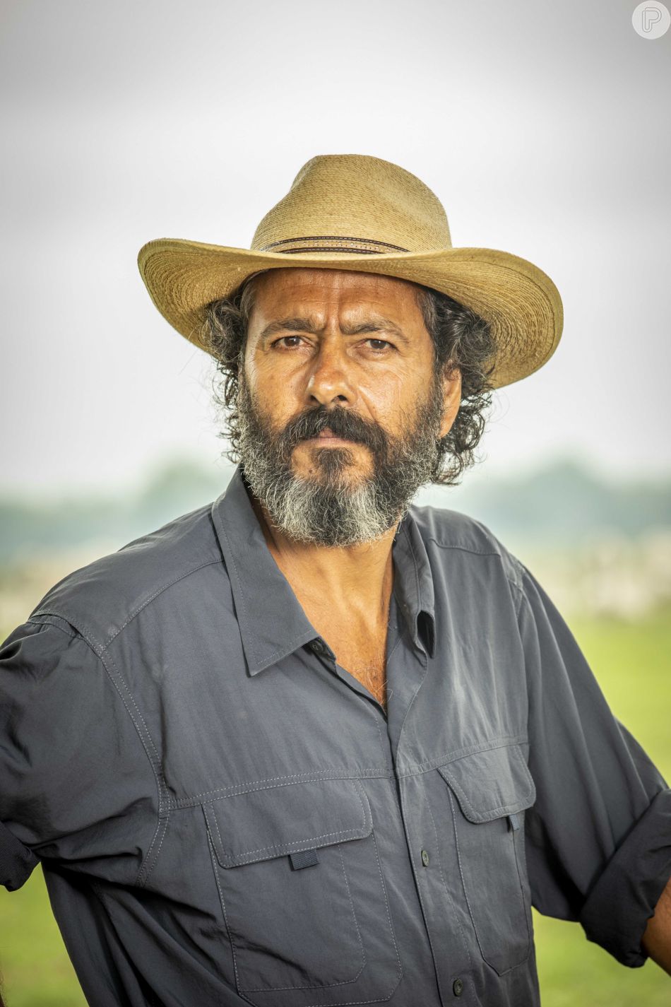 Tadeu (José Loreto) fala para a mãe que José Leôncio (Marcos Palmeira) deve ser o pai de José Lucas (Irandhir Santos) no capítulo de quinta-feira 26 de maio de 2022 da novela 'Pantanal'