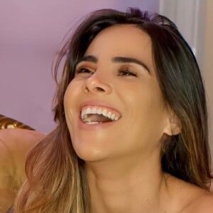 Wanessa Camargo, divorciada de Marcus Buaiz, faz storie no Instagram dizendo que está curtindo o domingo.