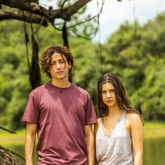 Juma (Alanis Guillen) e Jove (Jesuíta Barbosa) devem ter uma filha no fim da novela 'Pantanal'