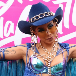 A lista de cotados para 'A Fazenda 14' segue crescendo quatro meses antes da estreia do reality show, mas, agora, conta com um nome, no mínimo, inesperado: Anitta