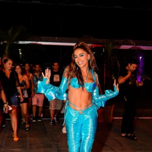 Anitta ainda não deu mais detalhes sobre essa participação em 'A Fazenda'