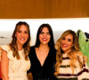 Wanessa Camargo ao lado da estilista Débora Mangabeira (de preto) e Camila Piccini no evento Casar.com