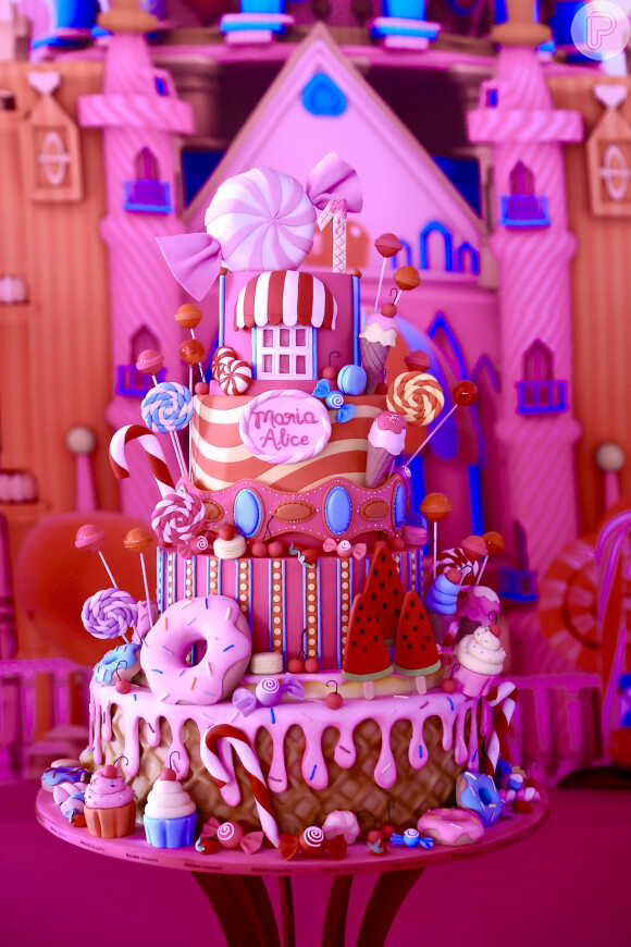Bolo do aniversário de Maria Alice, de 1 ano, foi assinado pela cake designer Maria Junqueira
