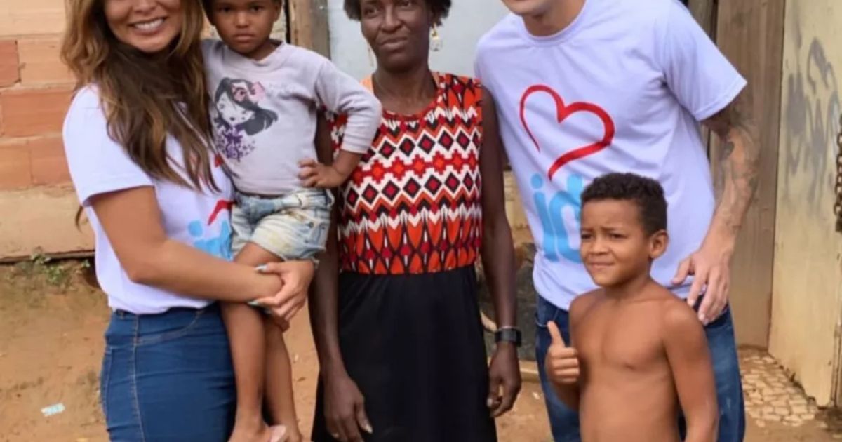 Carol Nakamura conheceu Wallace, seu filho adotivo, no Aterro de Jardim ...