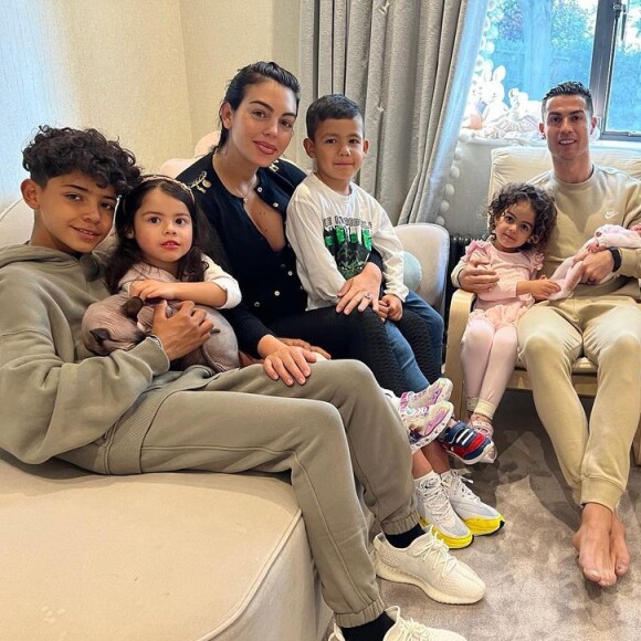 Cristiano Ronaldo está passando férias com a família em Mallorca
