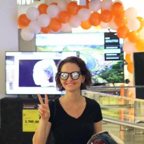 Fernanda Rodrigues é mulher de Raoni Carneiro