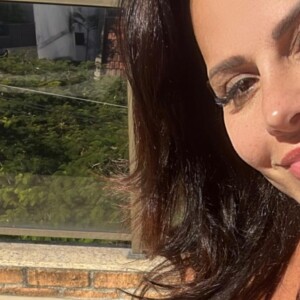 Gravidez de Viviane Araujo: 'Eu me orgulho muito por sentir que existe verdadeiro amor nos laços que nos têm mantido unidos!'