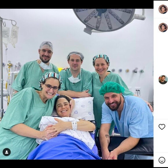 Na legenda, Fernanda Vasconcellos fez um agradecimento à equipe da maternidade