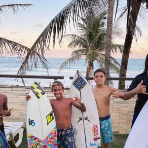 Filho de Ivete Sangalo, Marcelo viralizou recentemente ao anunciar a venda de uma prancha de surf para comprar um videogame
