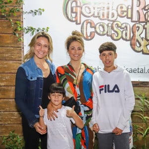 Fernanda Gentil foi com Priscila Montandon e os filhos, Lucas e Gabriel