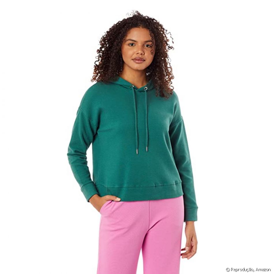 Blusão feminino com capuz é ideal para quem ama um look comfy: esse aqui é da Hering