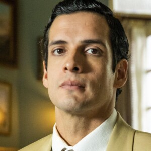 Rafael é contratado por Violeta no fim da novela 'Além da Ilusão'