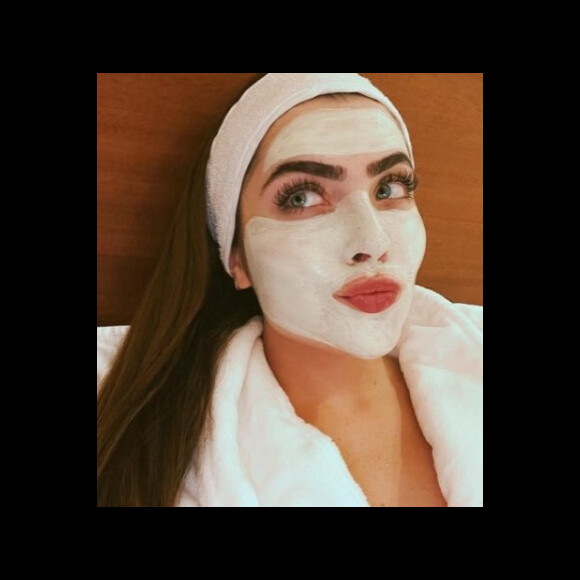 Jade Picon sobre boatos de procedimentos: "Eu treino todo dia que nem uma doida"