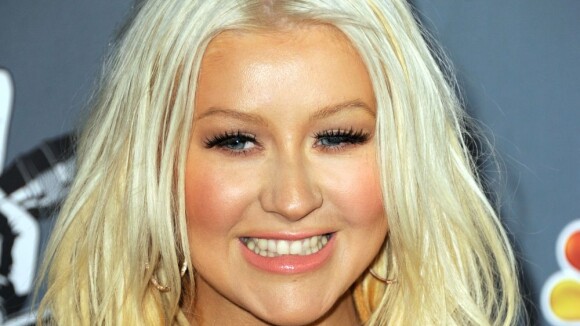 Christina Aguilera está preocupada com Justin Bieber: 'Fique longe das câmeras'