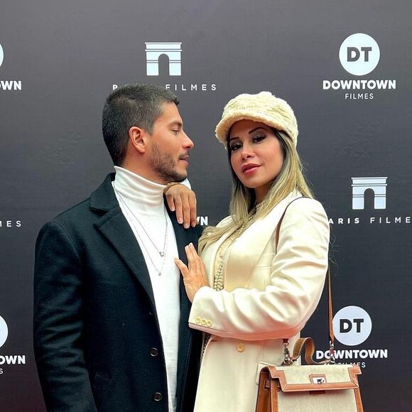 Maíra Cardi e Arthur Aguiar fazem programa inusitado: 'Porcaria'