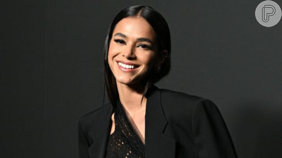 A atriz Bruna Marquezine visitou Tatá Werneck e a filha da amiga, Clara, e protagonizou fotos divertidas com a menina