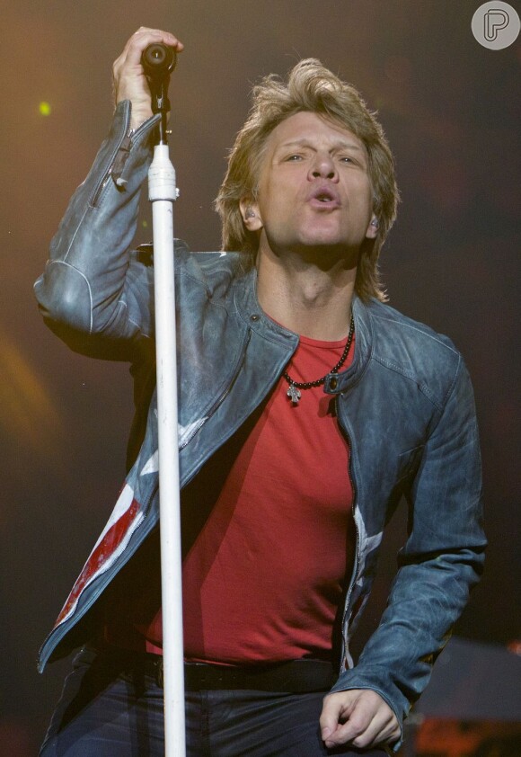 Jon Bon Jovi está vendendo seu apartamento duplex pela quantia de R$ 84 millhões, segundo informações do site 'Radar Online', nesta sexta-feira, 22 de março de 2013