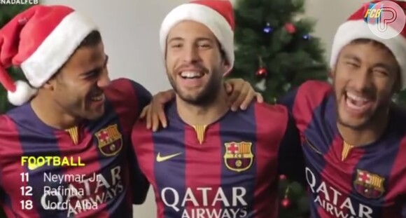 Neymar, Rafinha e Jordi Alba se divertem durante gravação de mensagem de Natal do Barcelona