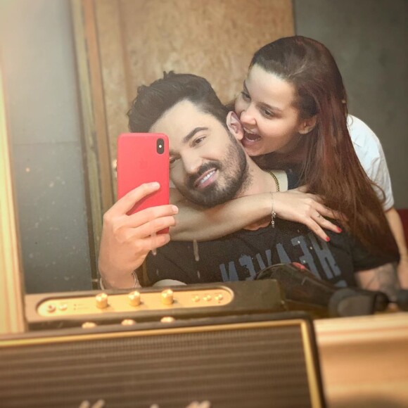 Maiara e Fernando Zor também arquivaram todas as fotos em conjunto de seus perfis