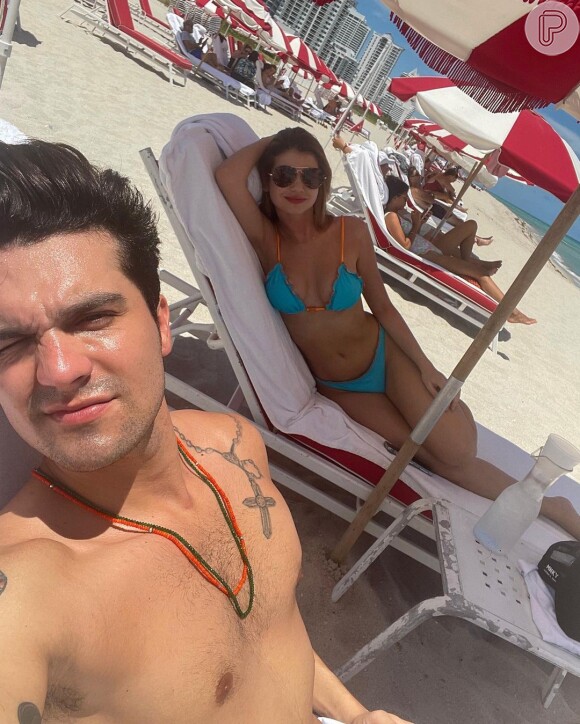 Luan Santana e Izabela Cunha publicaram fotos das férias em Miami nas redes sociais